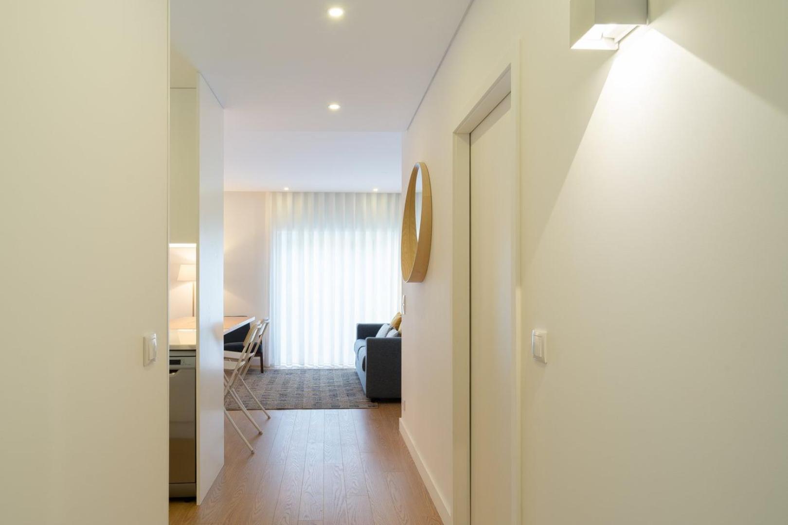 Guestready - Modern 2-Bedroom Apt In Cedofeita Порту Экстерьер фото