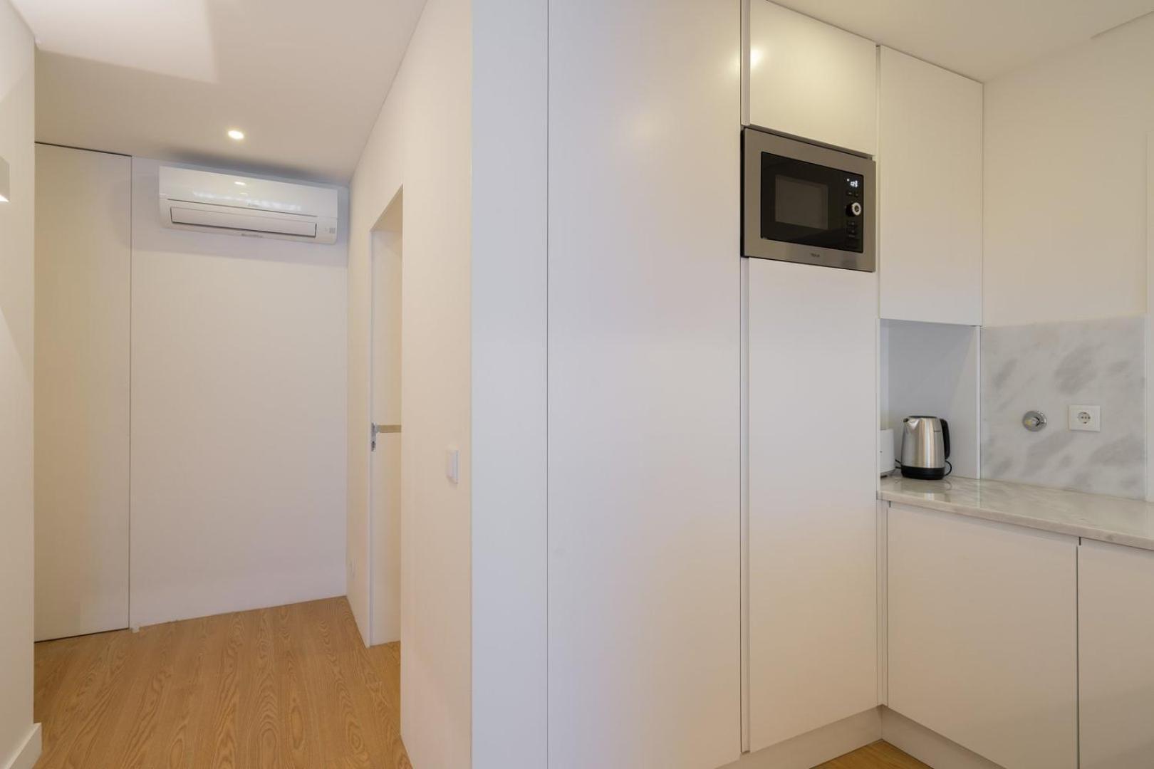 Guestready - Modern 2-Bedroom Apt In Cedofeita Порту Экстерьер фото
