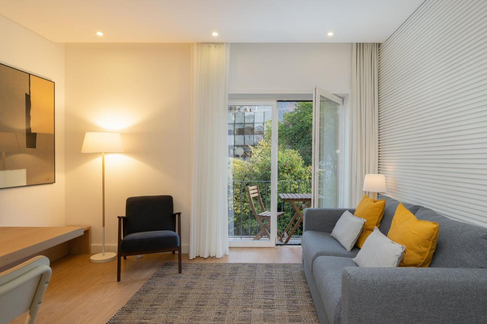 Guestready - Modern 2-Bedroom Apt In Cedofeita Порту Экстерьер фото